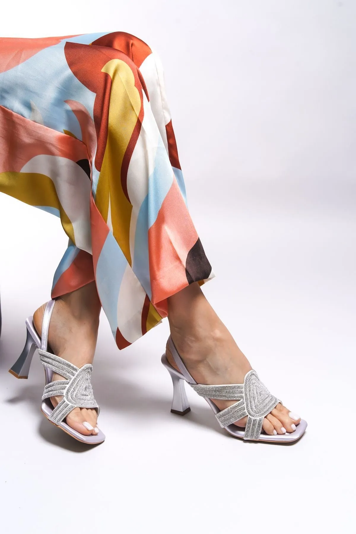 Ceeguen Women Heels Shoes 0012174 Silver Satin