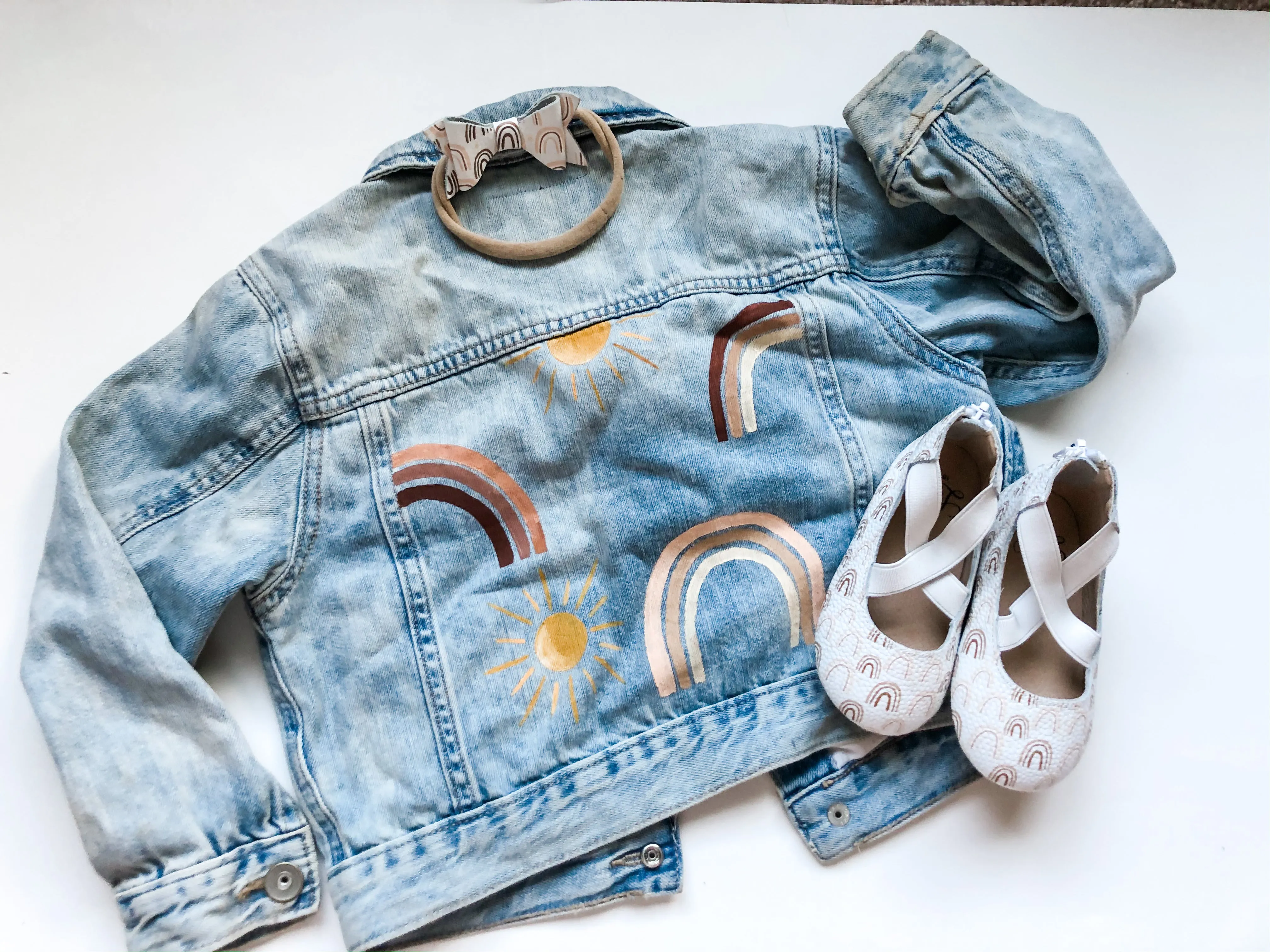 Neutral Rainbow Ballet Flats